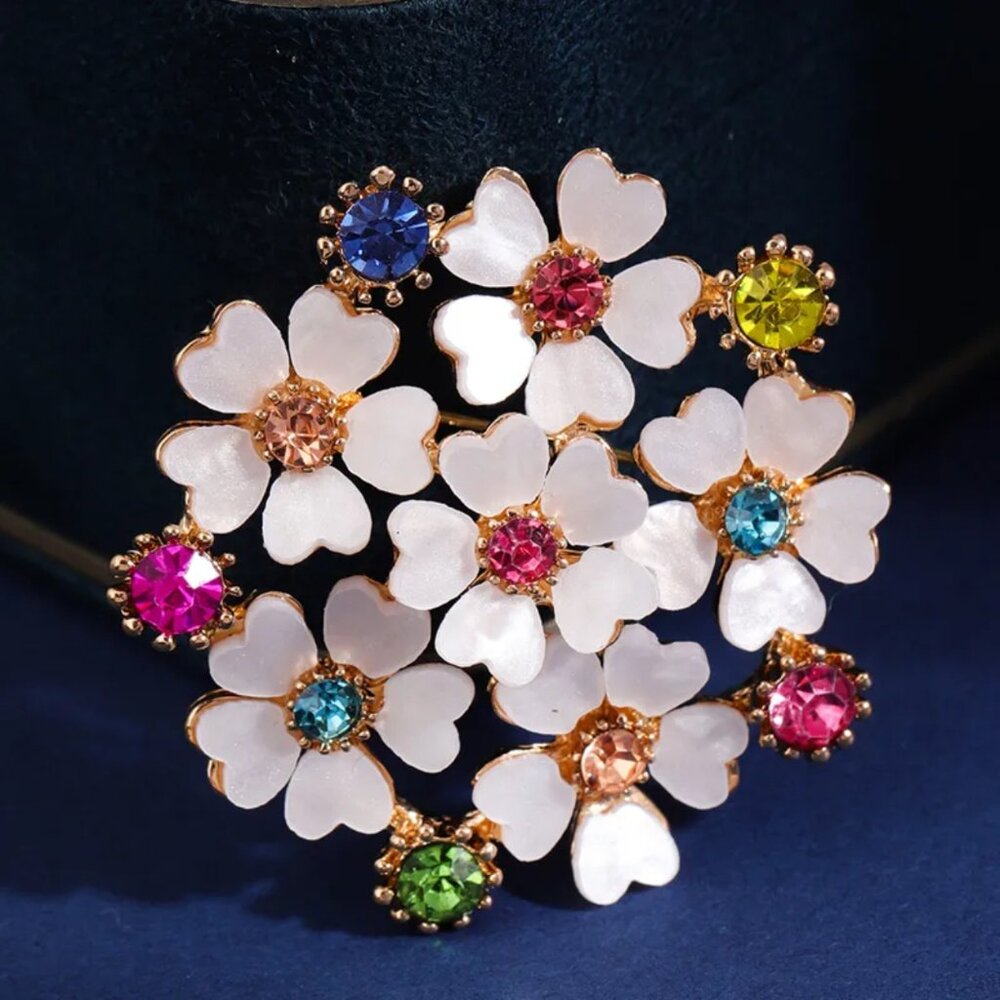 NEW Retro MCM Glam Crystal Studded Flower Cluster Brooch Pin - Picture 1 of 3